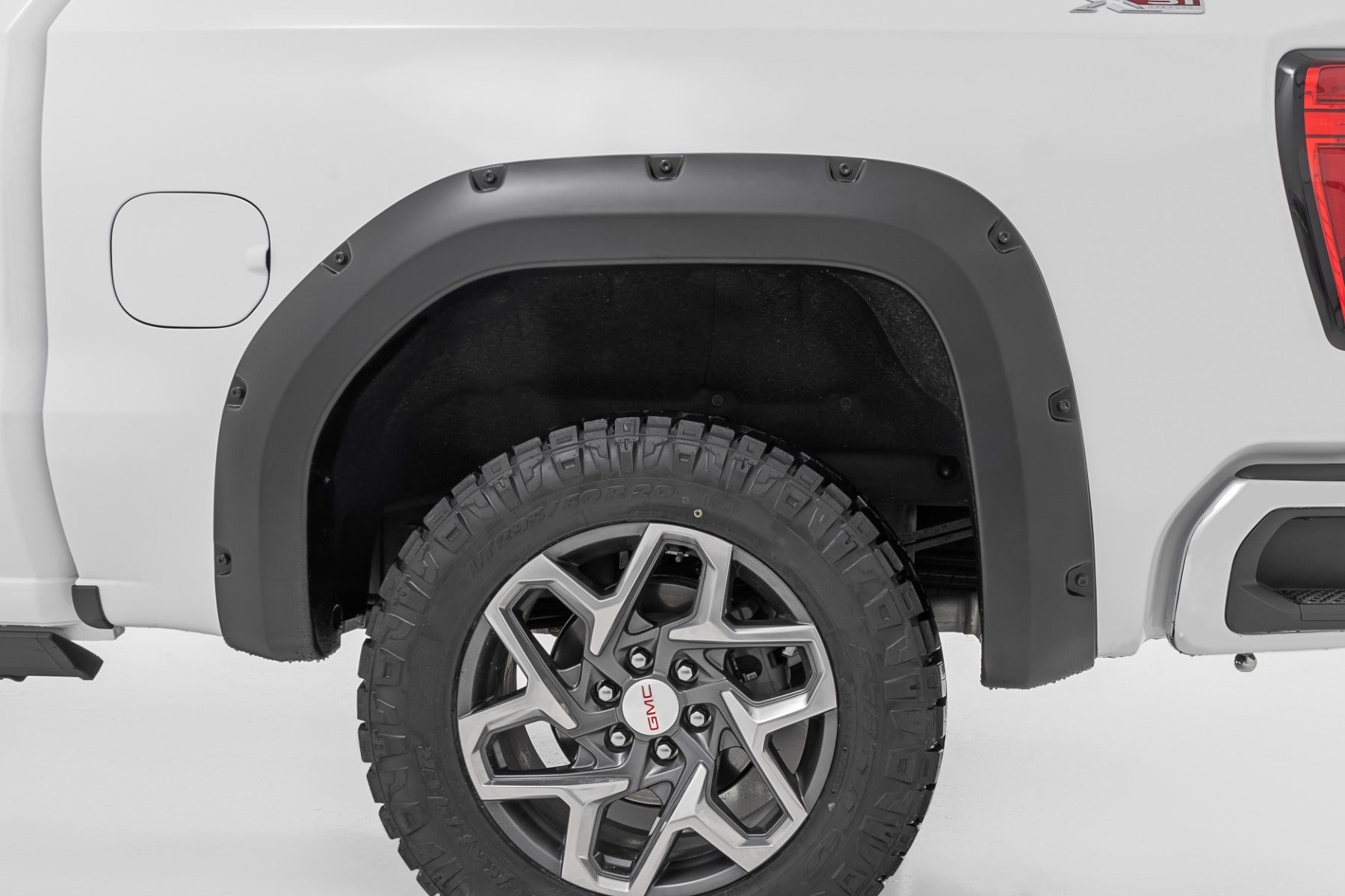 Fender Flares | 5IS Silver Ice | GMC Sierra 1500 2WD/4WD (2019-2025 & Classic)