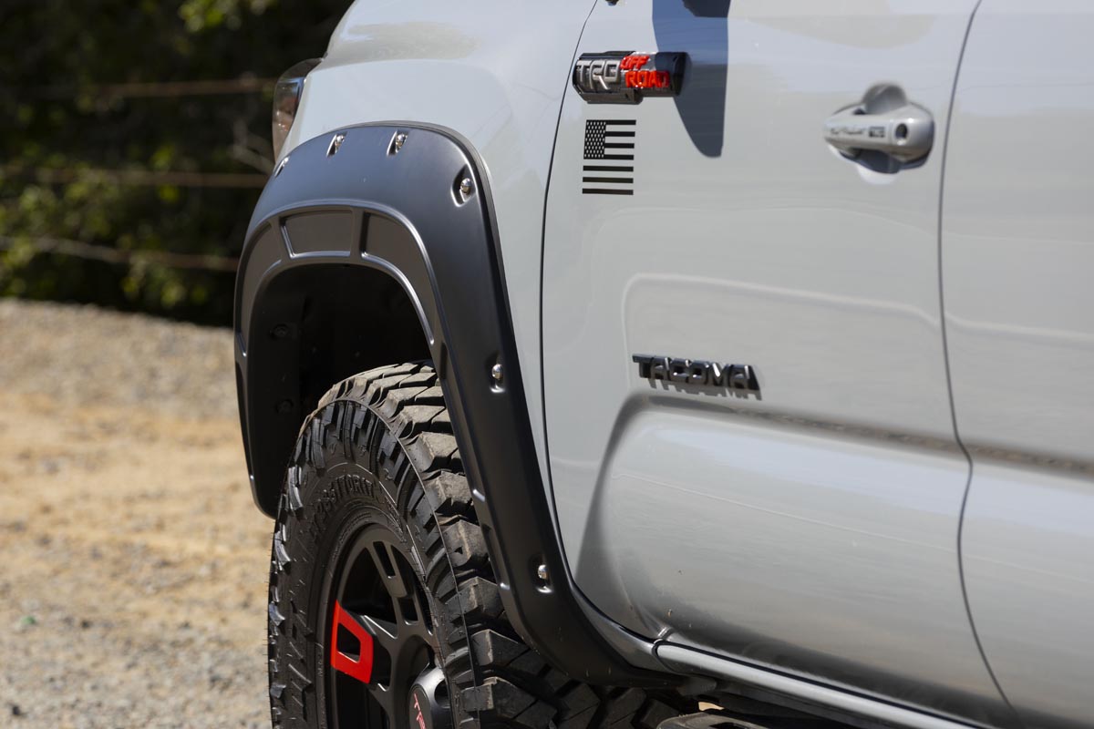 Fender Flares | Defender | 6V7 Army Green | Toyota Tacoma 2WD/4WD (2016-2023)