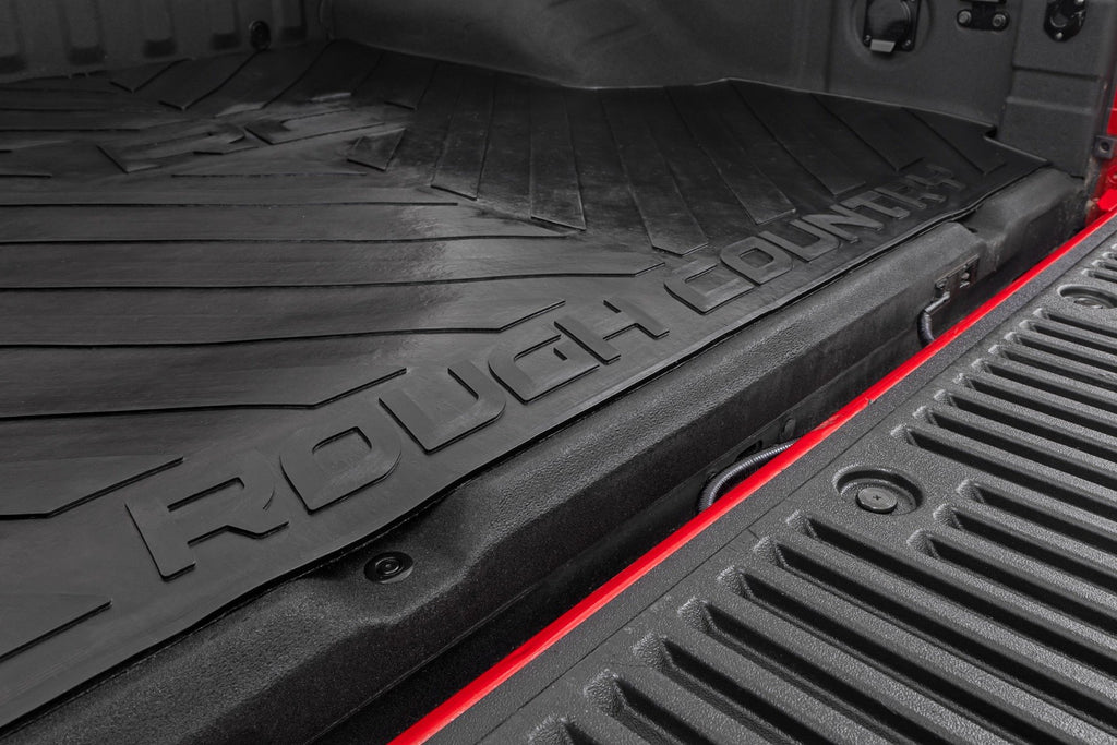 Bed Mat | 5' Bed | RC Logo | Nissan Frontier 2WD/4WD (2005-2025)