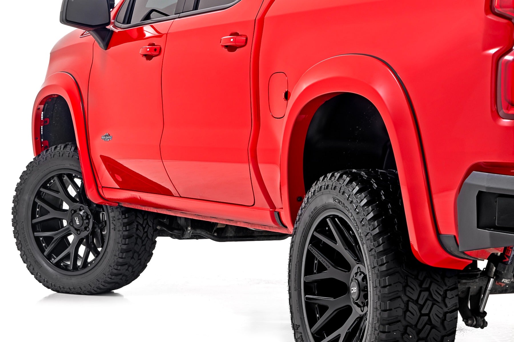 Fender Flares | Sport | G9K Satin Steel | Chevy Silverado 1500 2WD/4WD (2019-2025 & Classic)