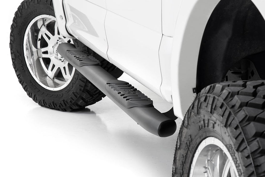 Oval Nerf Step | Crew Cab | Black | Ford F-150/Lightning/F-250/F-350/Raptor (15-25)