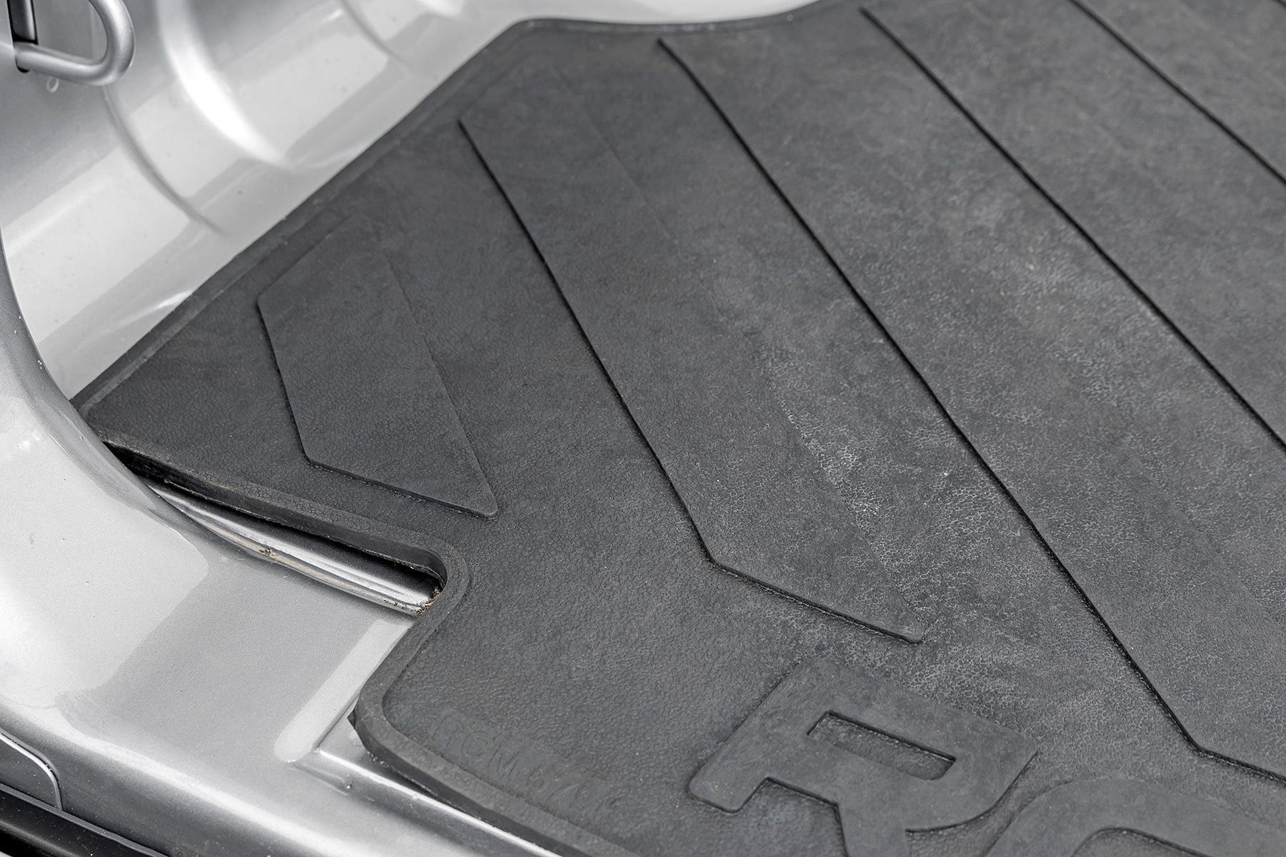 Bed Mat | 6'4" Bed | RC Logo | Ram 1500 (19-25)/1500 TRX (21-24) 